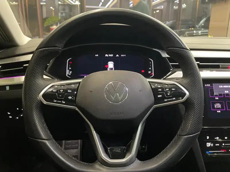 Volkswagen CC 2021 380TSI Striking Edition — миниатюра 13