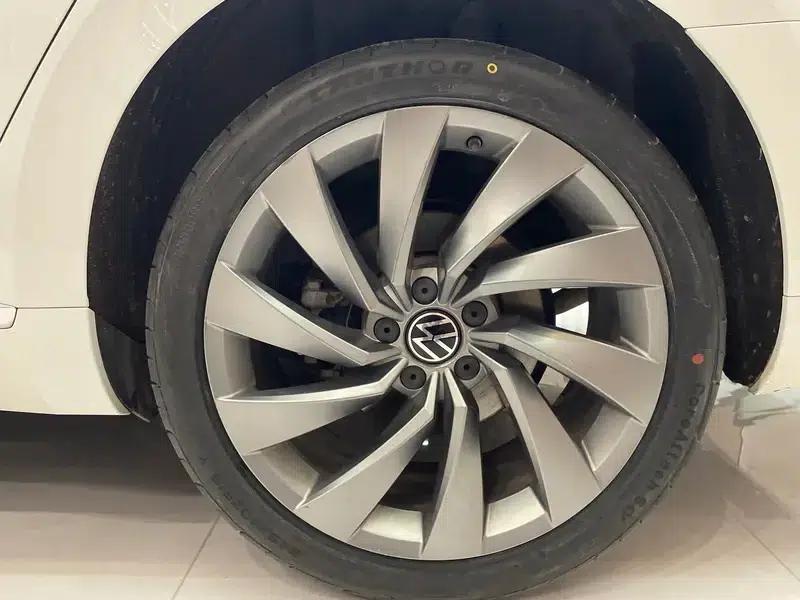 Volkswagen CC 2021 380TSI Striking Edition — миниатюра 7
