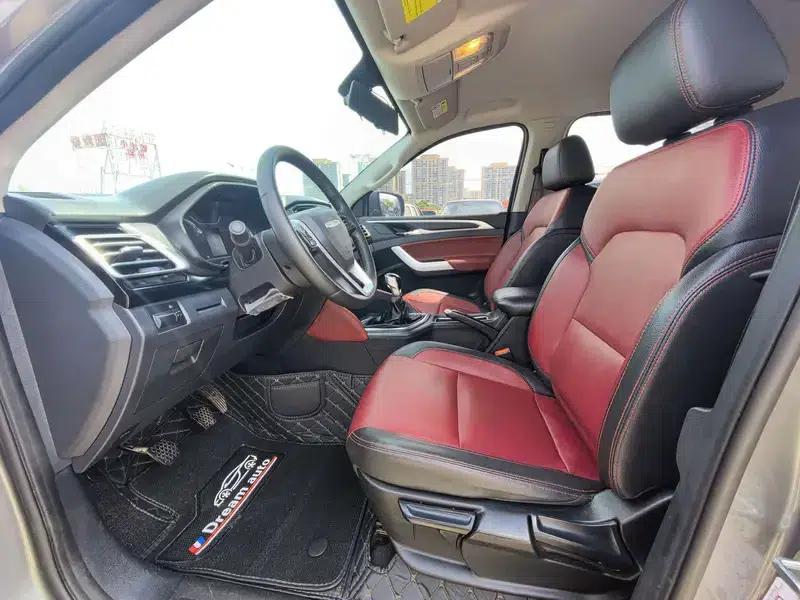 2023 Starship L 2.0T Manual Diesel 2WD Elite Edition Long Box — миниатюра 10