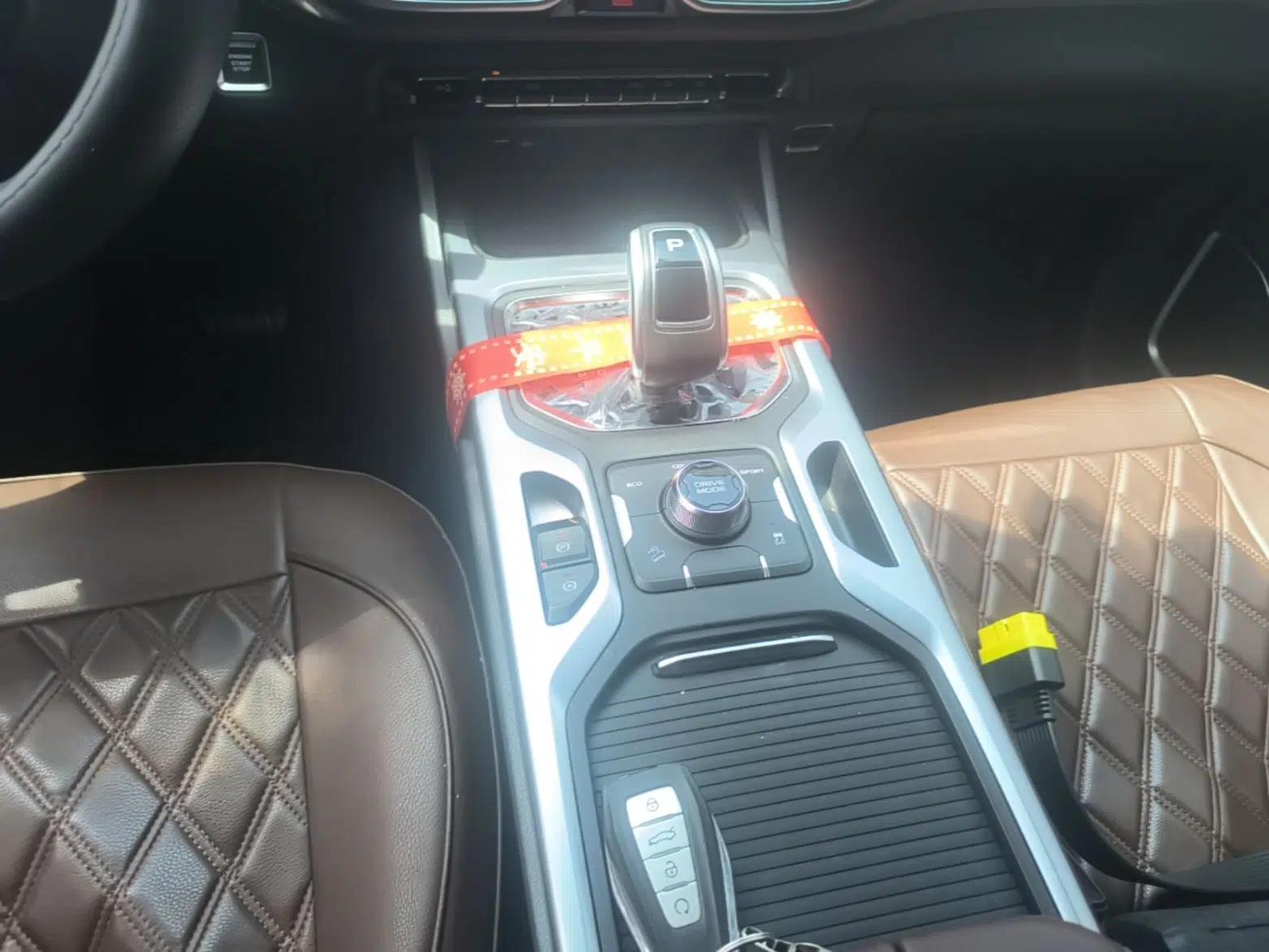 Geely Auto Haoyue 2022 1.8TD Automatic Comfort Model 7 Seats — миниатюра 21