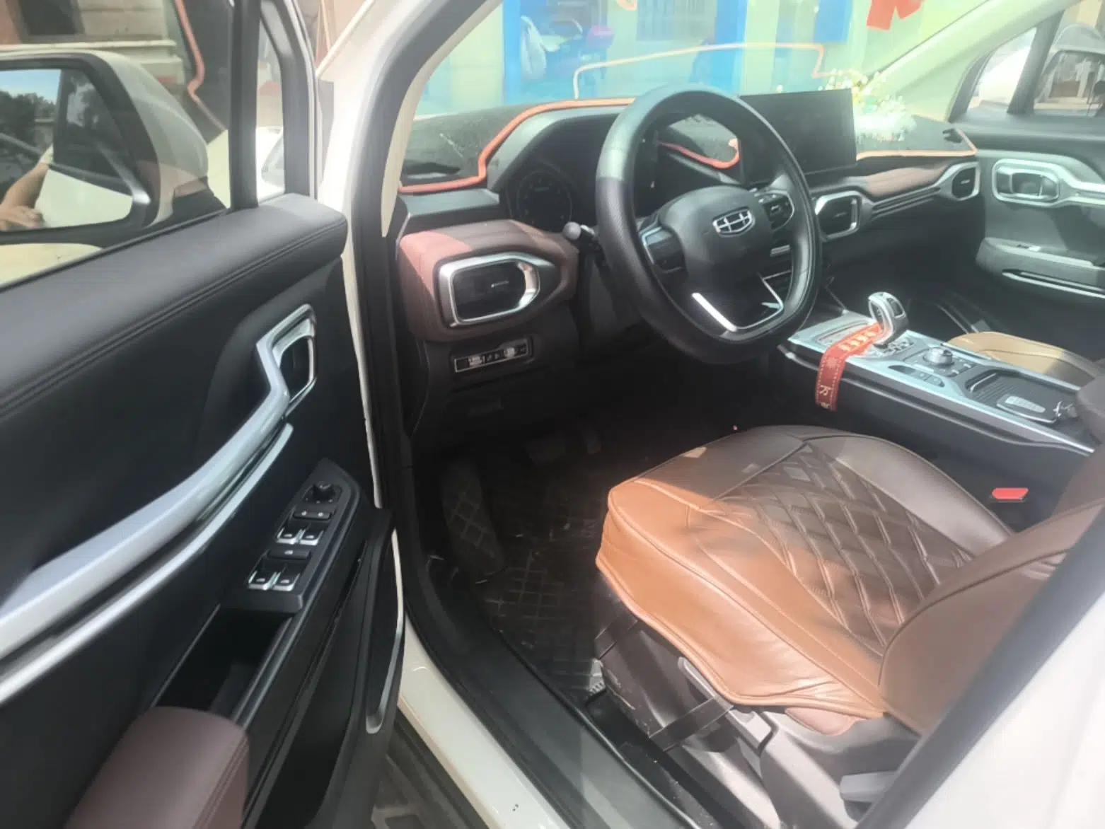 Geely Auto Haoyue 2022 1.8TD Automatic Comfort Model 7 Seats — миниатюра 23
