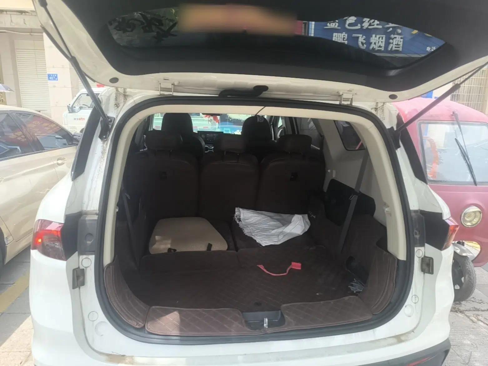 Geely Auto Haoyue 2022 1.8TD Automatic Comfort Model 7 Seats — миниатюра 27