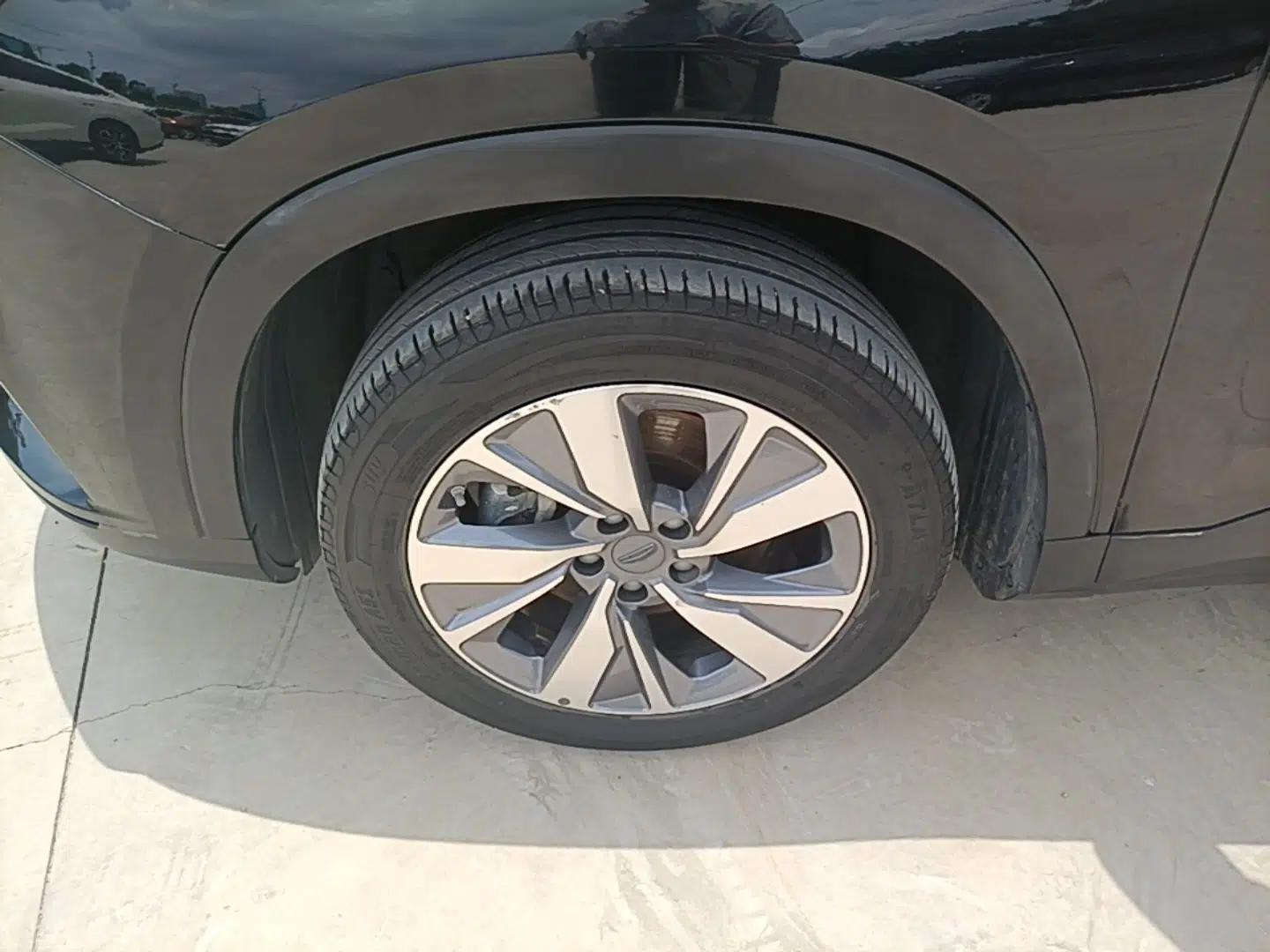 Geely Auto Haoyue 2020 1.8TD DCT Luxury Model 5 Seats — миниатюра 10
