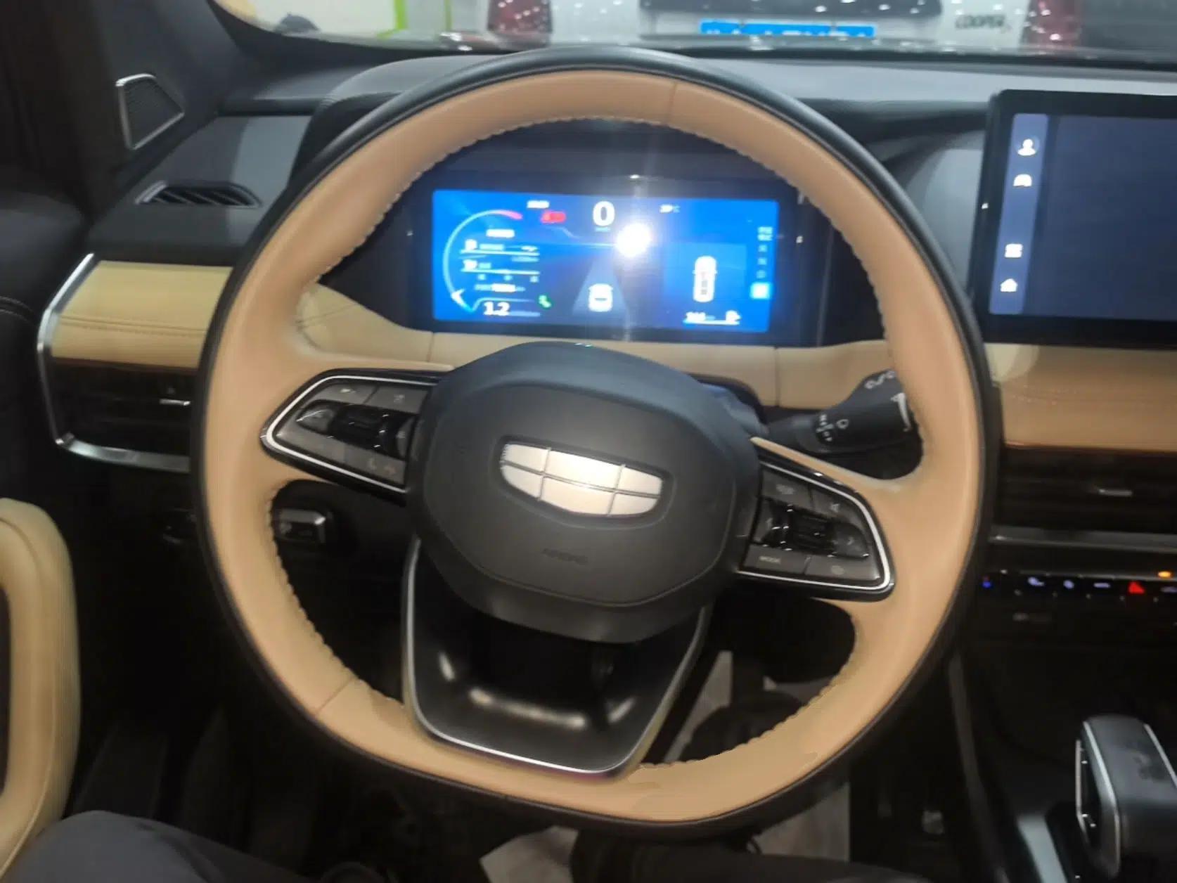 Geely Auto Haoyue L 2023 2.0T DCT Flagship Version — миниатюра 13