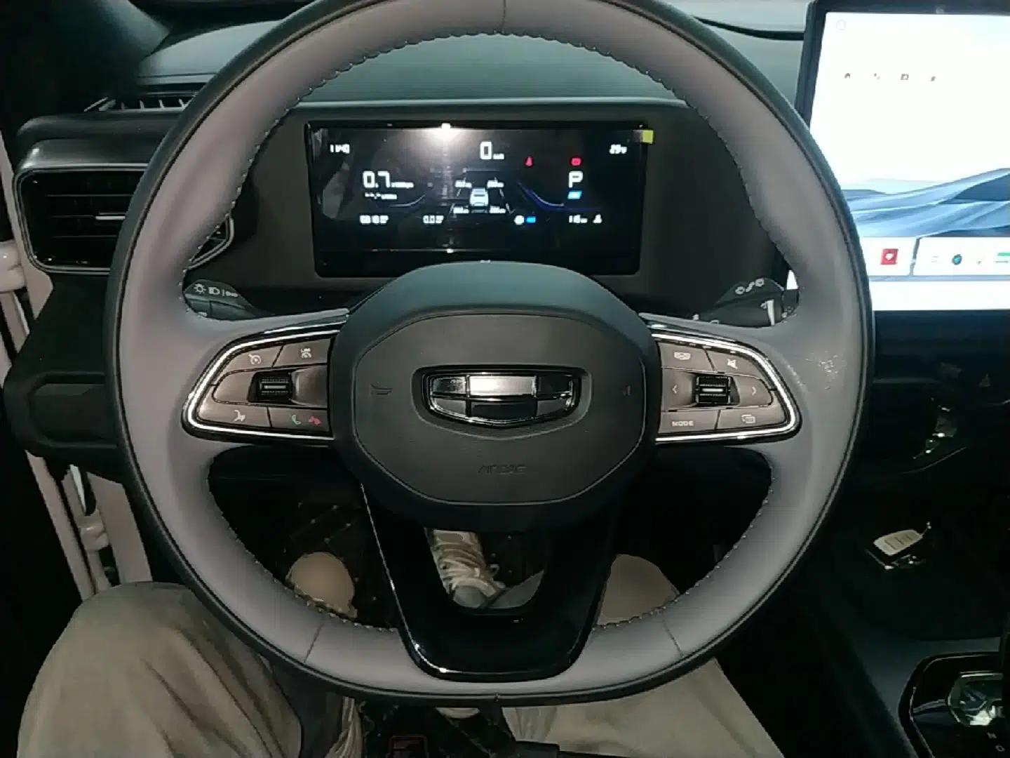 Geely Auto Cowboy 2025 1.5TD Trendy Play Edition — миниатюра 13