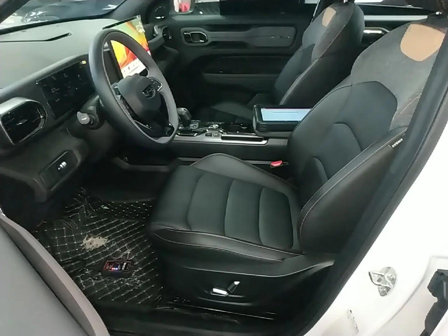 Geely Auto Cowboy 2025 1.5TD Trendy Play Edition — миниатюра 17