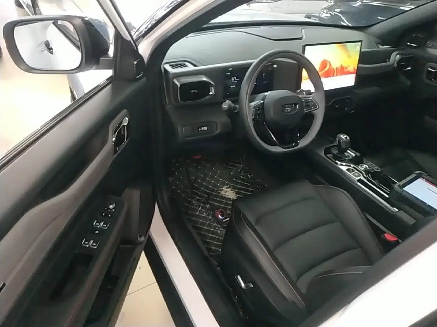 Geely Auto Cowboy 2025 1.5TD Trendy Play Edition — миниатюра 18