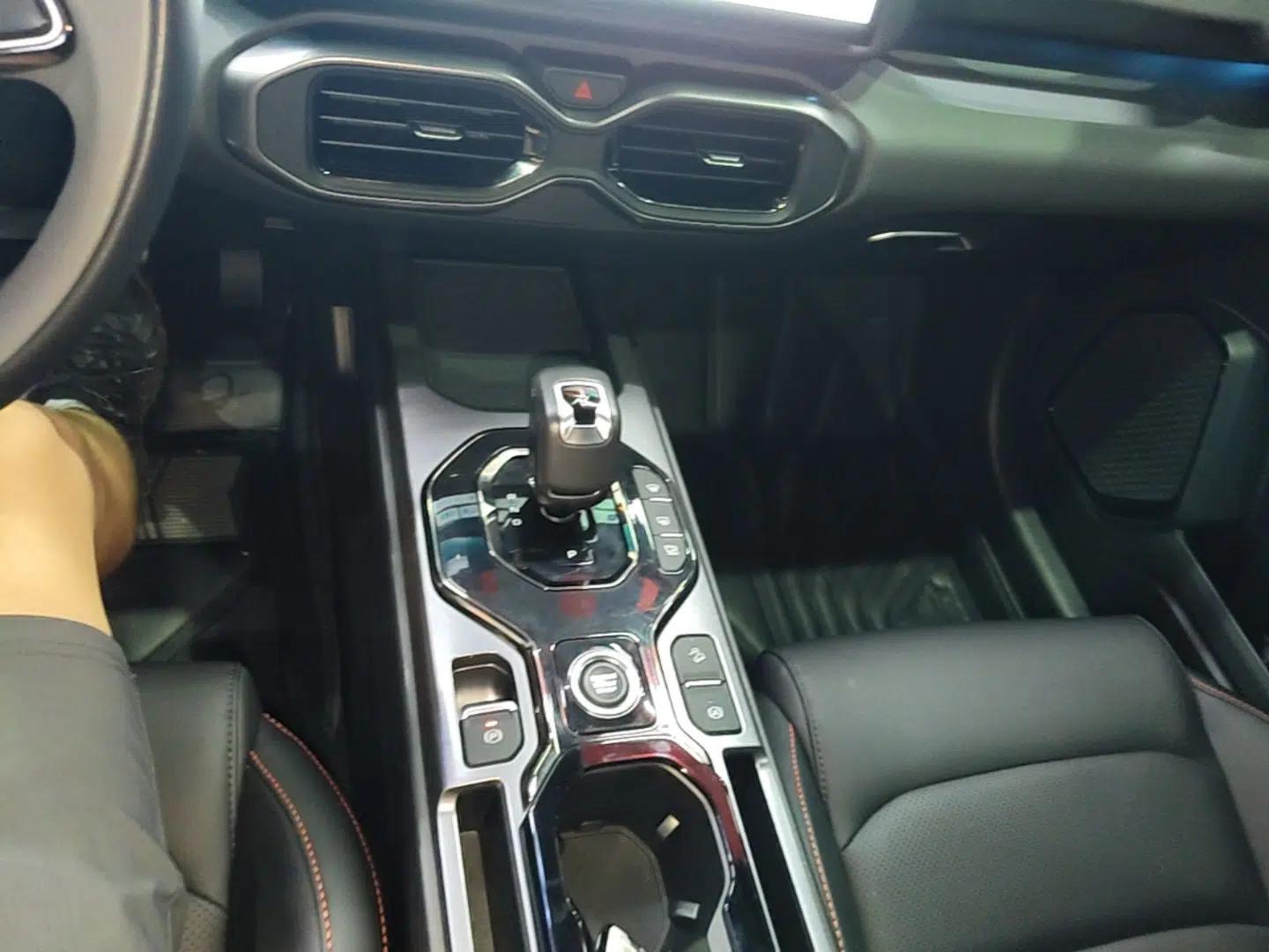 Geely Auto Cowboy 2025 1.5TD Fun-Offroad Version — миниатюра 16