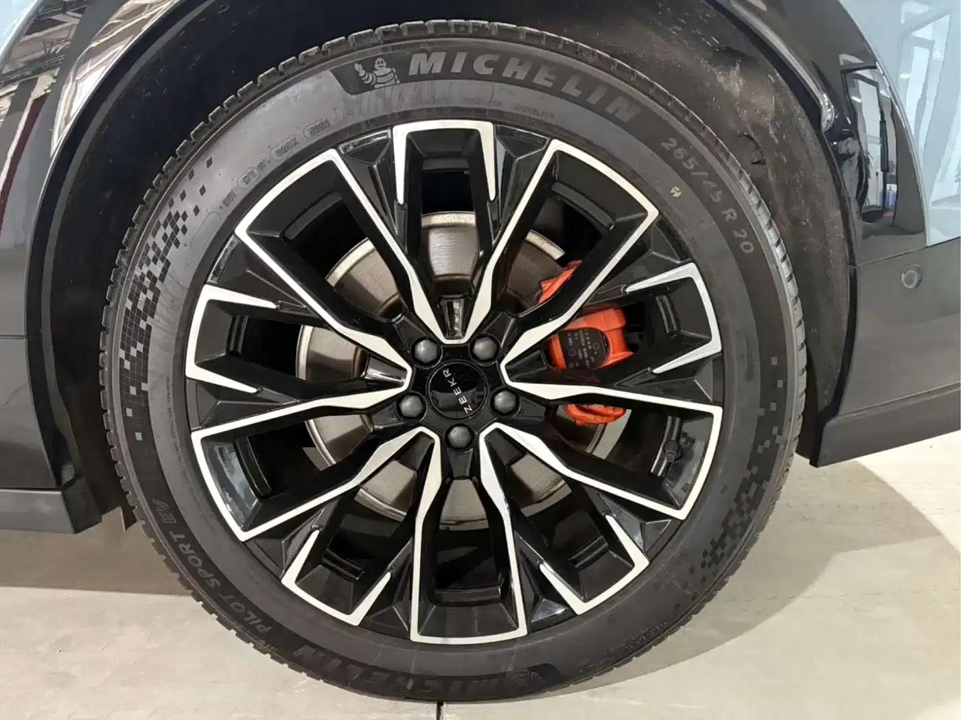 Jike 7X 2025 Model 100kWh Long-Range Four-Wheel Drive Intelligent Driving Edition — миниатюра 7