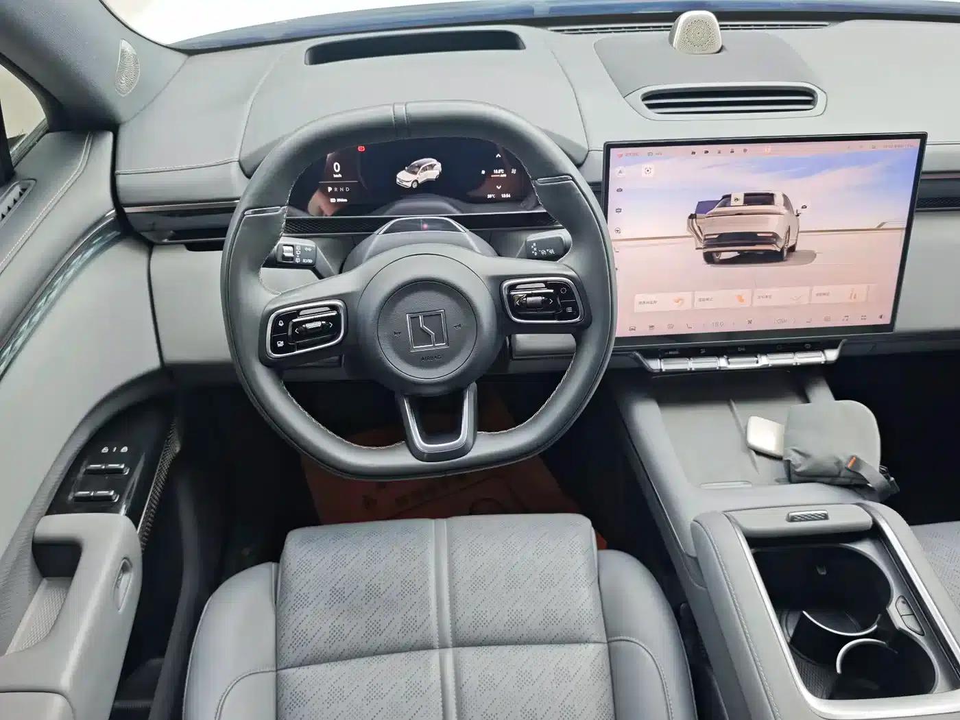 Jike 7X 2025 75kWh Rear-Wheel Drive Intelligent Driving Edition — миниатюра 4
