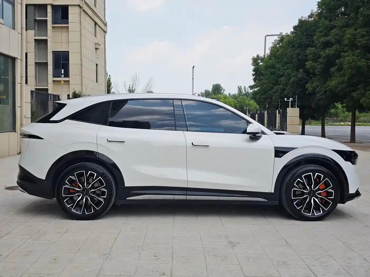 Jike 7X 2025 75kWh Rear-Wheel Drive Intelligent Driving Edition — миниатюра 7
