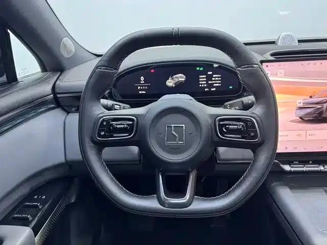 Jike 7X 2025 75kWh Rear-Wheel Drive Intelligent Driving Edition — миниатюра 14