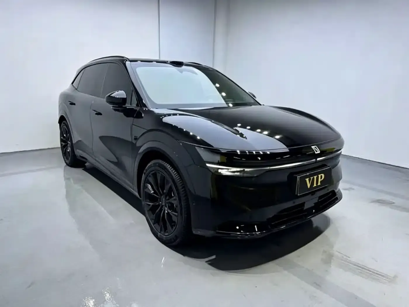 Jike 7X 2025 75kWh Rear-Wheel Drive Intelligent Driving Edition — миниатюра 3