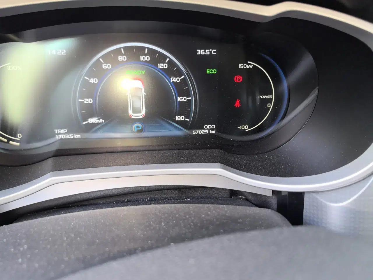 Geely Auto Emgrand GSe 2018 ZhenShang Model — миниатюра 12