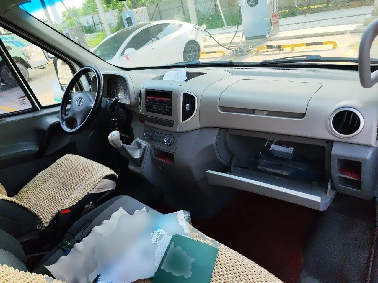 JAC Group Sunray 2018 1.9T Fuel-Efficient King Van Transporter 3-Seater D19TCIE11 — миниатюра 9