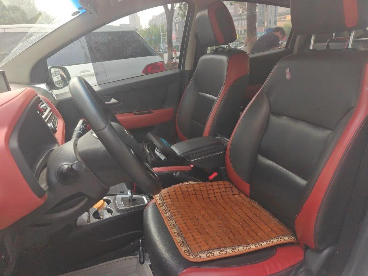 JAC Group iEV6E 2018 Sport Edition iEV6E Luxury Smart Enjoyment Version — миниатюра 15