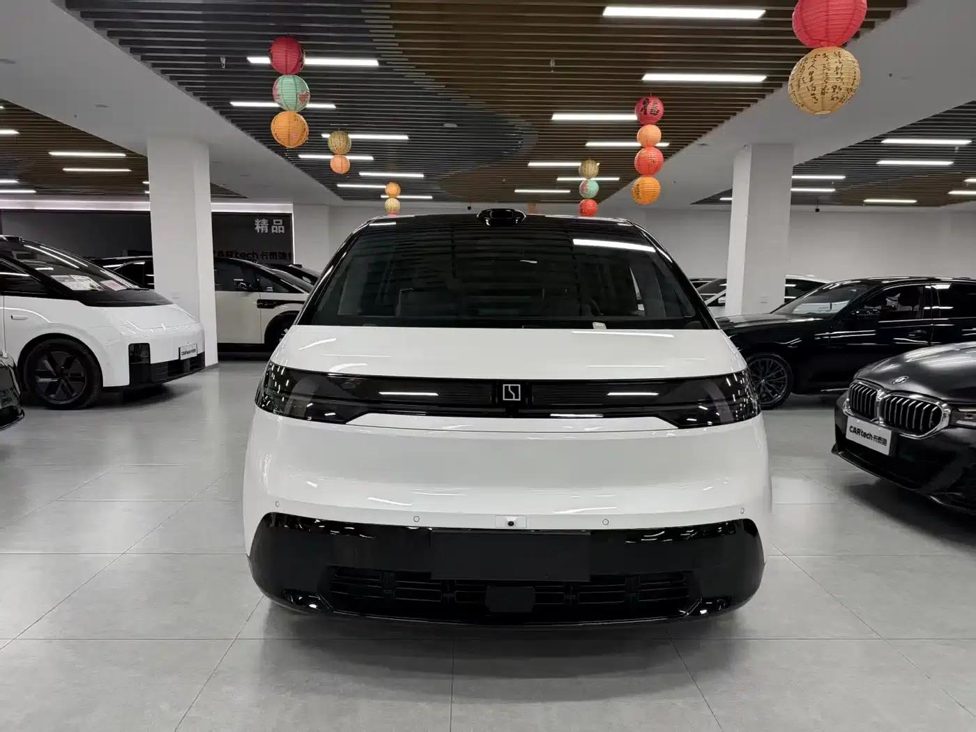 Jike MIX 2025 Intelligent Driving Edition — миниатюра 2