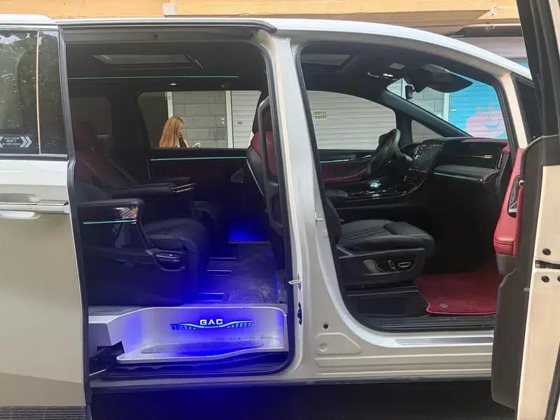 Trumpchi M8 2024 Master Series 2.0TGDI Supreme Edition — миниатюра 8