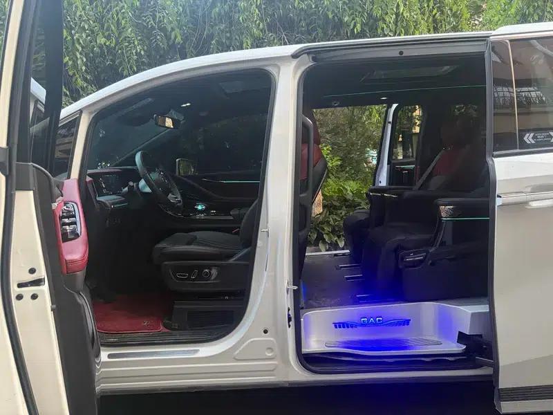 Trumpchi M8 2024 Master Series 2.0TGDI Supreme Edition — миниатюра 9