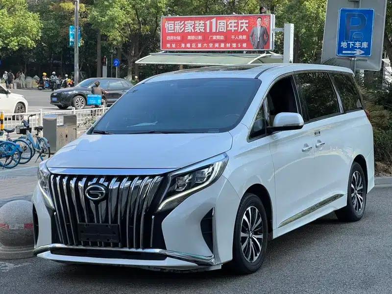 Trumpchi M8 2023 Leading Series 390T Luxury Edition — миниатюра 1