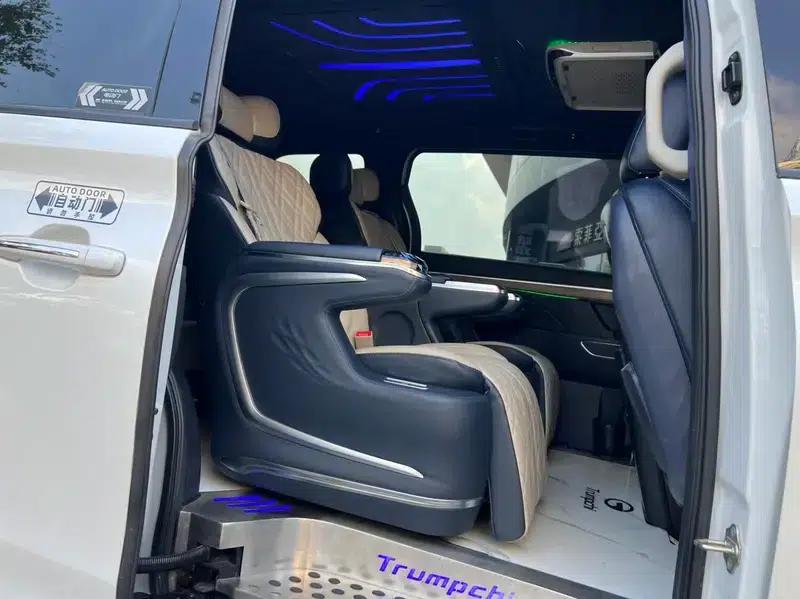Trumpchi M8 2023 Leading Series 390T Luxury Edition — миниатюра 14