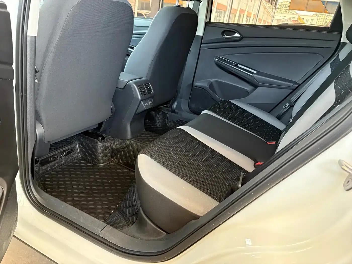 Jetta VS7 2021 1.4T Automatic Entry-Level Edition — миниатюра 7