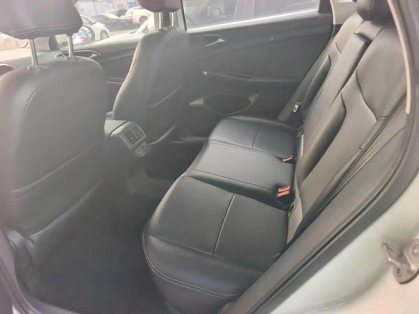 Jetta VS7 2021 1.4T Automatic Entry-Level Edition — миниатюра 8