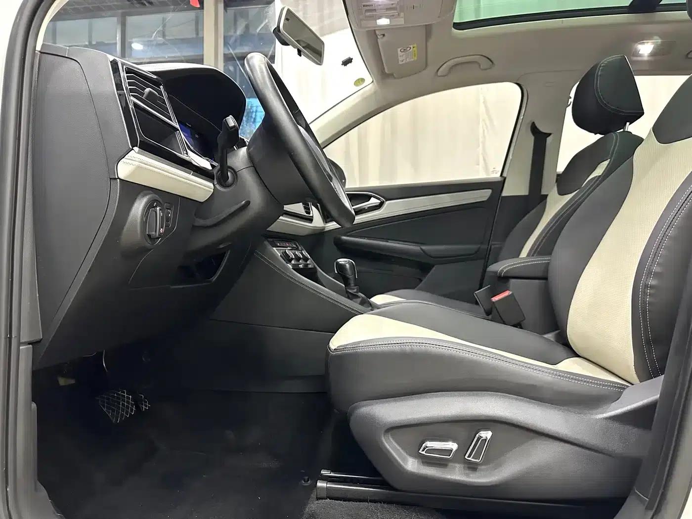 Jetta VS7 2023 280TSI Automatic High-Gloss Enjoy Edition — миниатюра 7