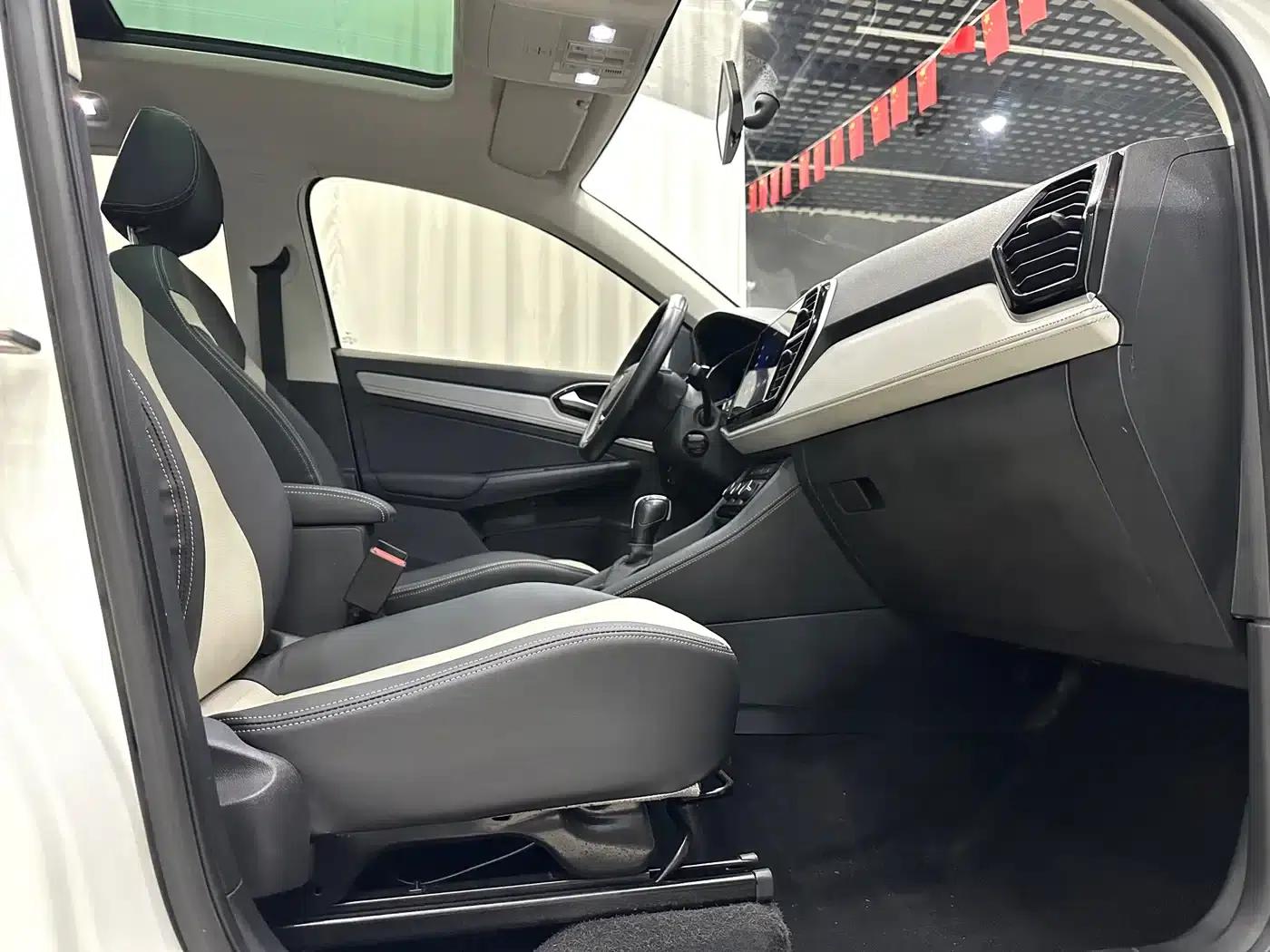 Jetta VS7 2023 280TSI Automatic High-Gloss Enjoy Edition — миниатюра 10
