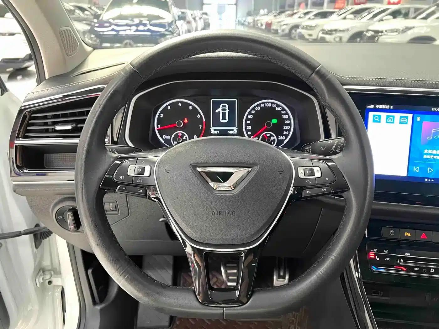 Jetta VS7 2021 Panda Edition 1.4T Automatic Glory Edition — миниатюра 8