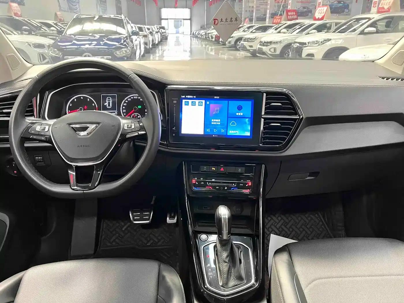 Jetta VS7 2021 Panda Edition 1.4T Automatic Glory Edition — миниатюра 9