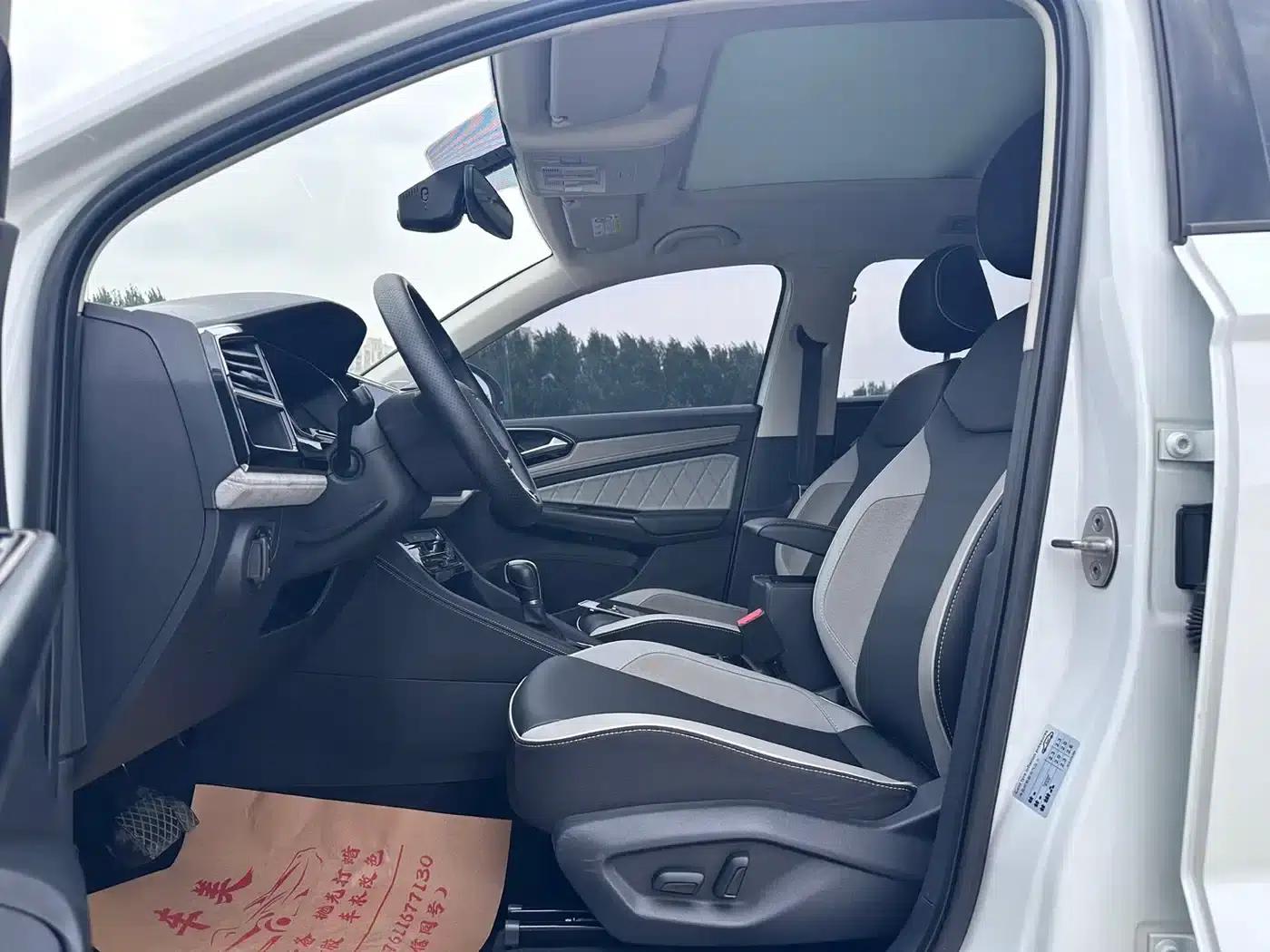Jetta VS7 2022 Panda Edition 1.4T Automatic Glory Pro — миниатюра 15