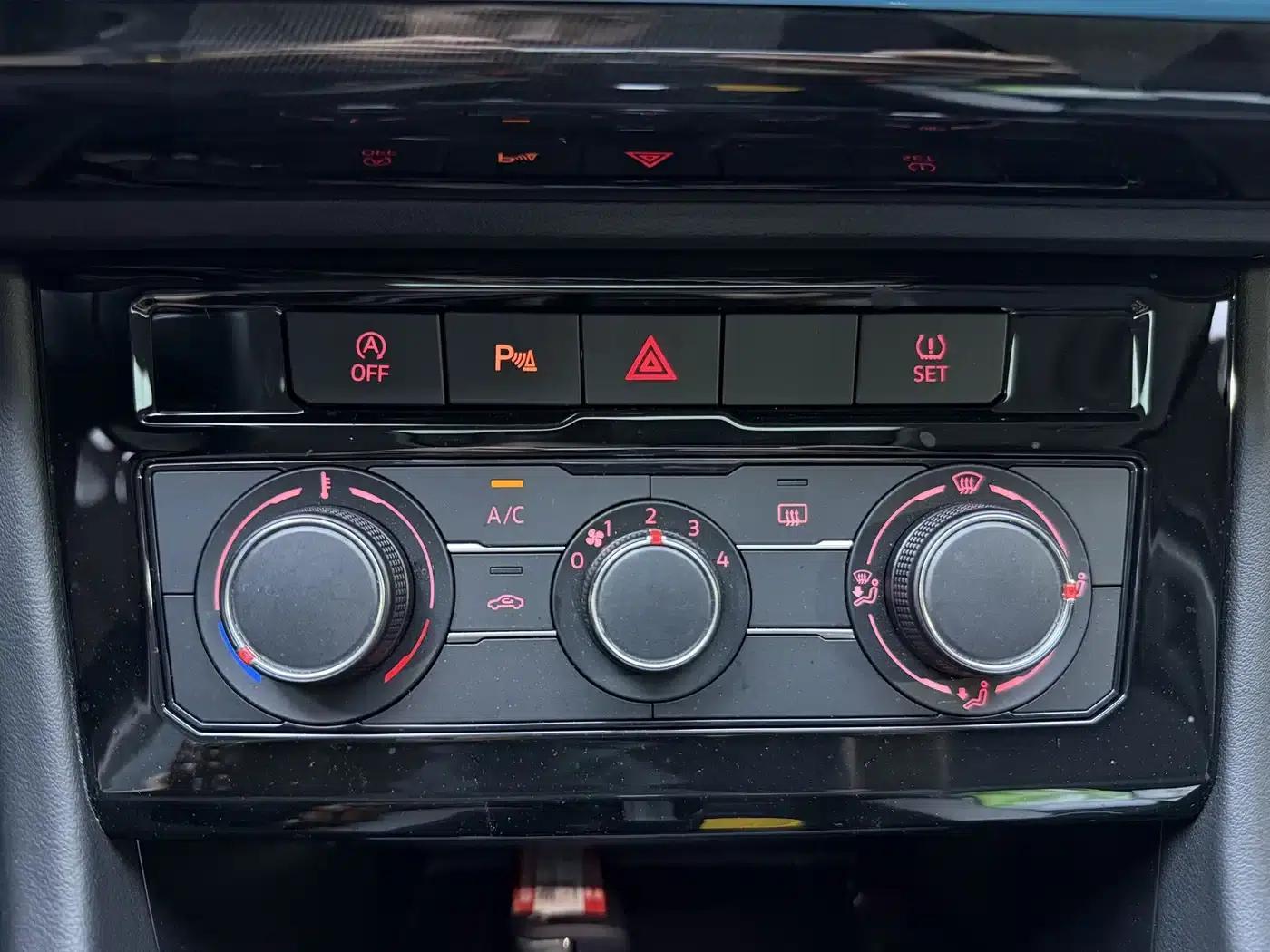 Jetta VS5 2022 280TSI Automatic High Gloss Enjoyment Edition — миниатюра 14