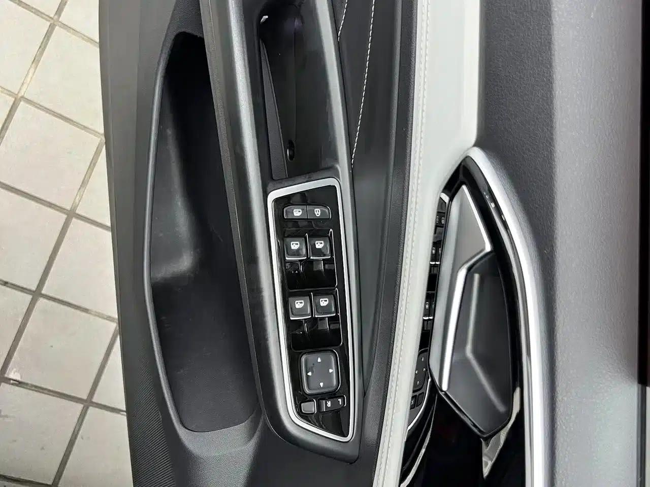 Jetta VS5 2023 280TSI Automatic Enjoyment Edition — миниатюра 17