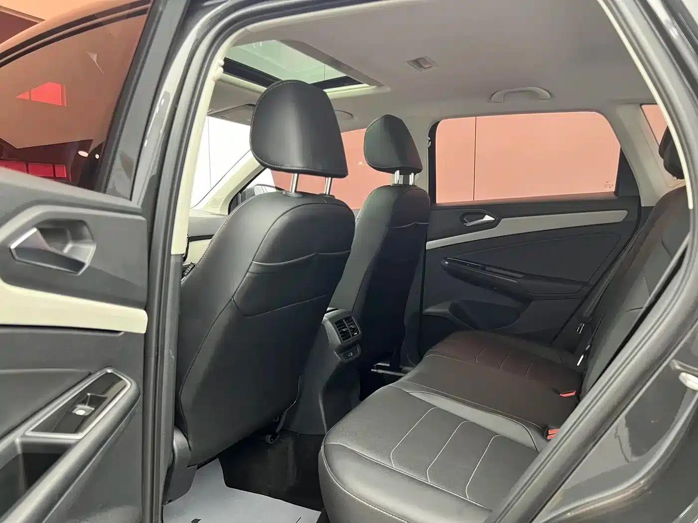 Jetta VS5 2023 280TSI Automatic Enjoyment Edition — миниатюра 8