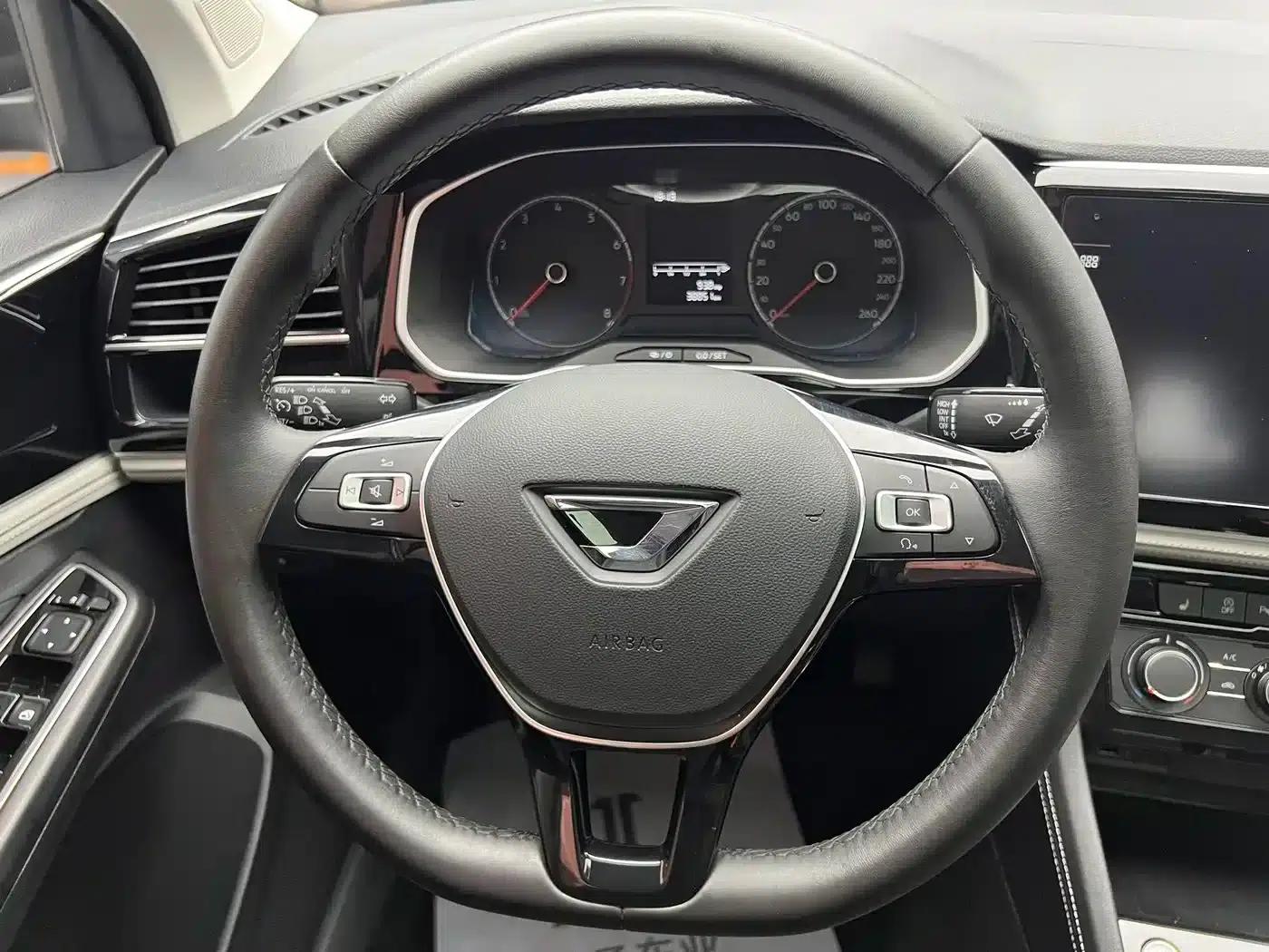 Jetta VS5 2023 280TSI Automatic Enjoyment Edition — миниатюра 10