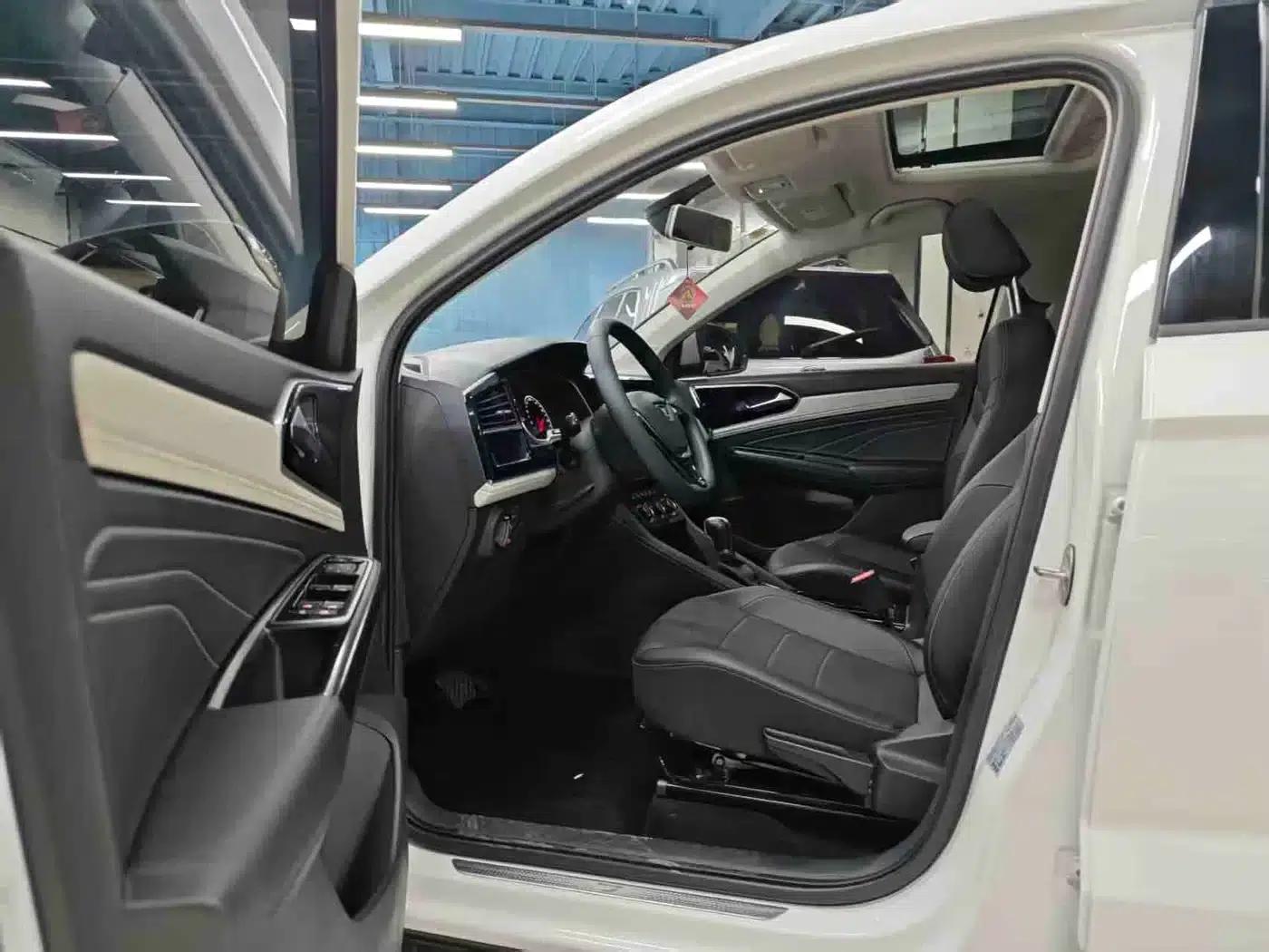 Jetta VS5 2022 280TSI Automatic Enjoyment Edition — миниатюра 5