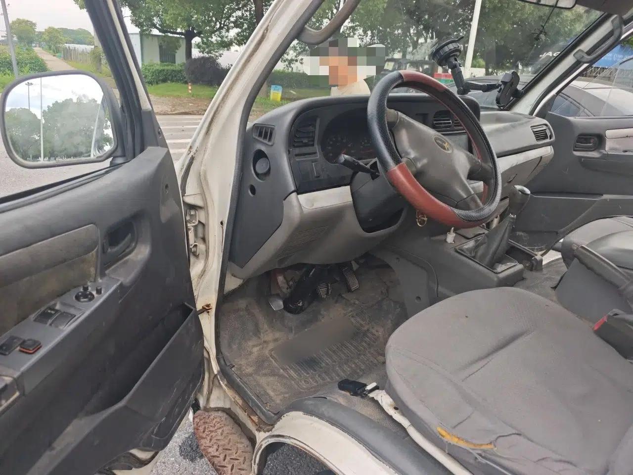 Jinbei Hiace Jinbei Hi-Com Power King 2013 2.0L Manual 5-Seater Gasoline — миниатюра 16