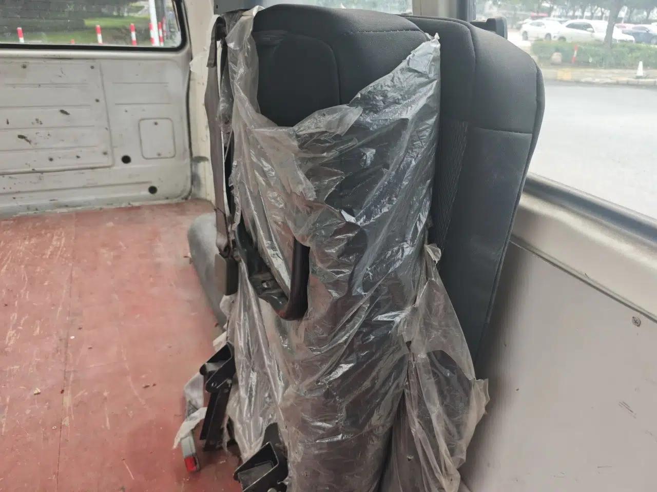 Jinbei Hiace Jinbei Hi-Com Power King 2013 2.0L Manual 5-Seater Gasoline — миниатюра 17