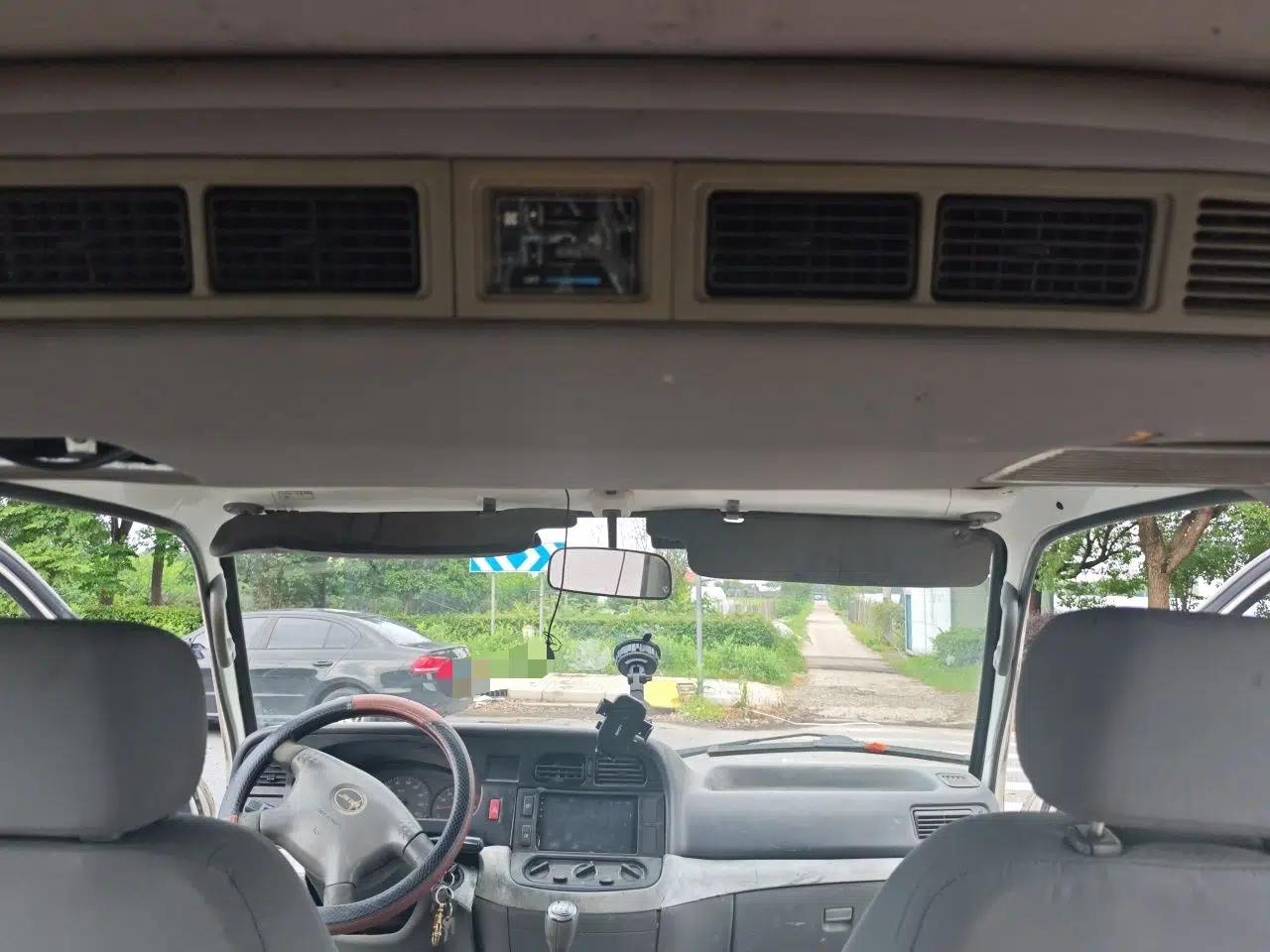 Jinbei Hiace Jinbei Hi-Com Power King 2013 2.0L Manual 5-Seater Gasoline — миниатюра 18