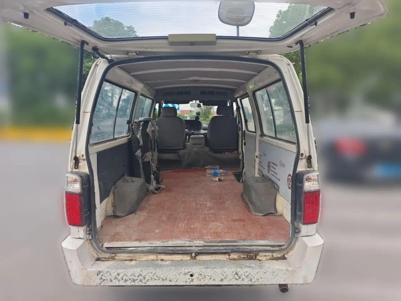 Jinbei Hiace Jinbei Hi-Com Power King 2013 2.0L Manual 5-Seater Gasoline — миниатюра 19