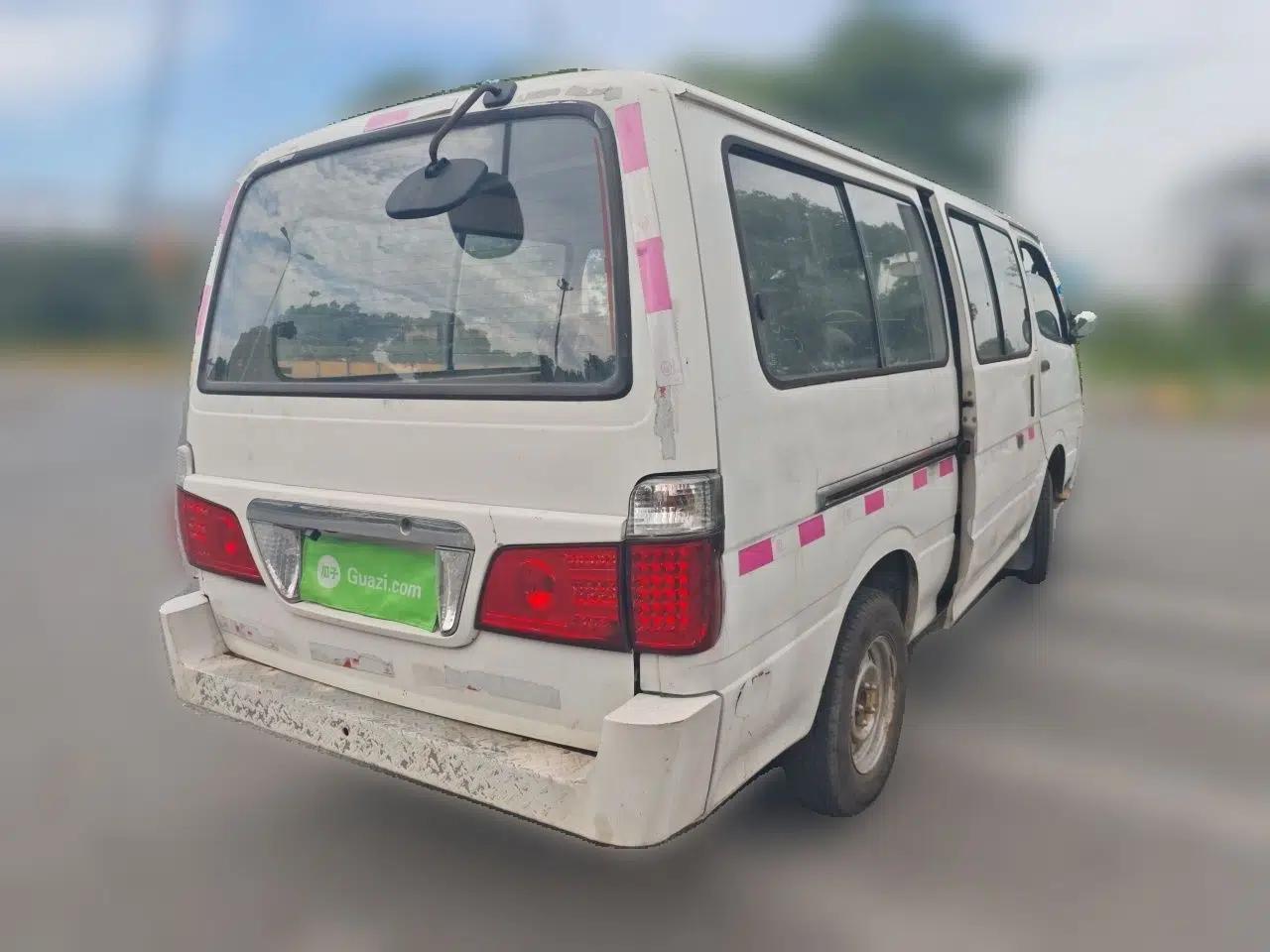 Jinbei Hiace Jinbei Hi-Com Power King 2013 2.0L Manual 5-Seater Gasoline — миниатюра 6