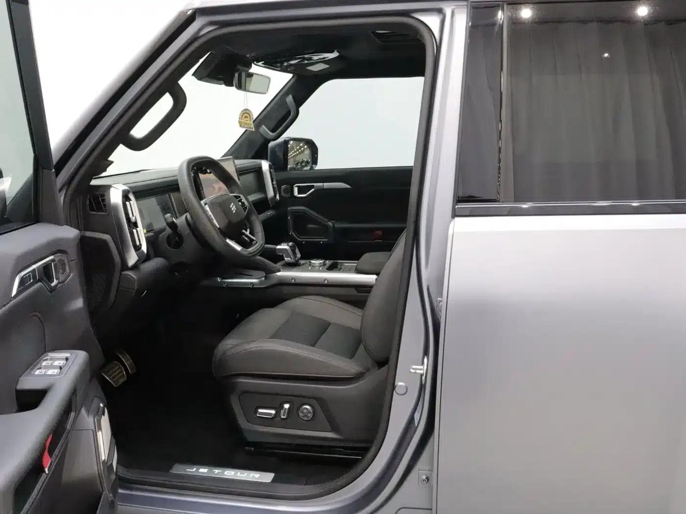 Jetour Traveler C-DM 2024 Model C-DM 208KM Off-Road Edition — миниатюра 11