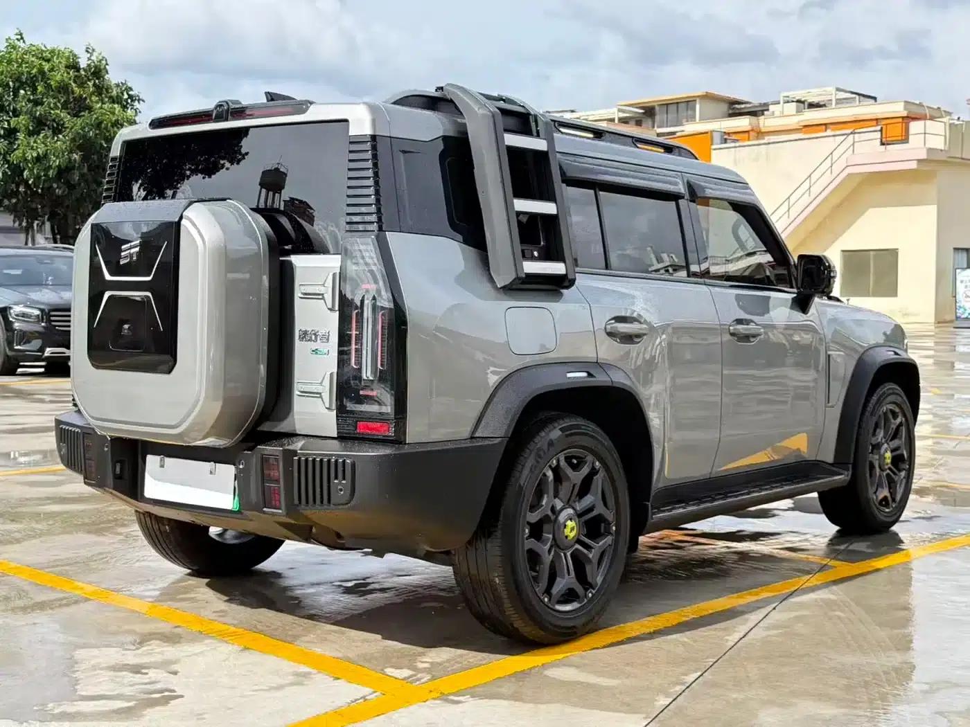 Jetour Traveler C-DM 2024 Model C-DM 208KM Off-Road Edition — миниатюра 12