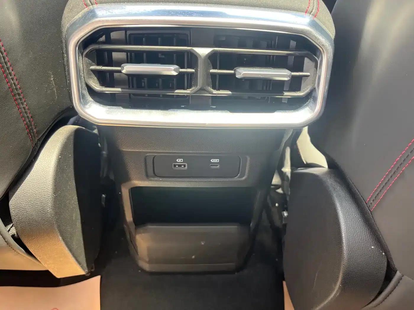 Jetour Traveler C-DM 2024 Model C-DM 129KM Wilderness Edition — миниатюра 9