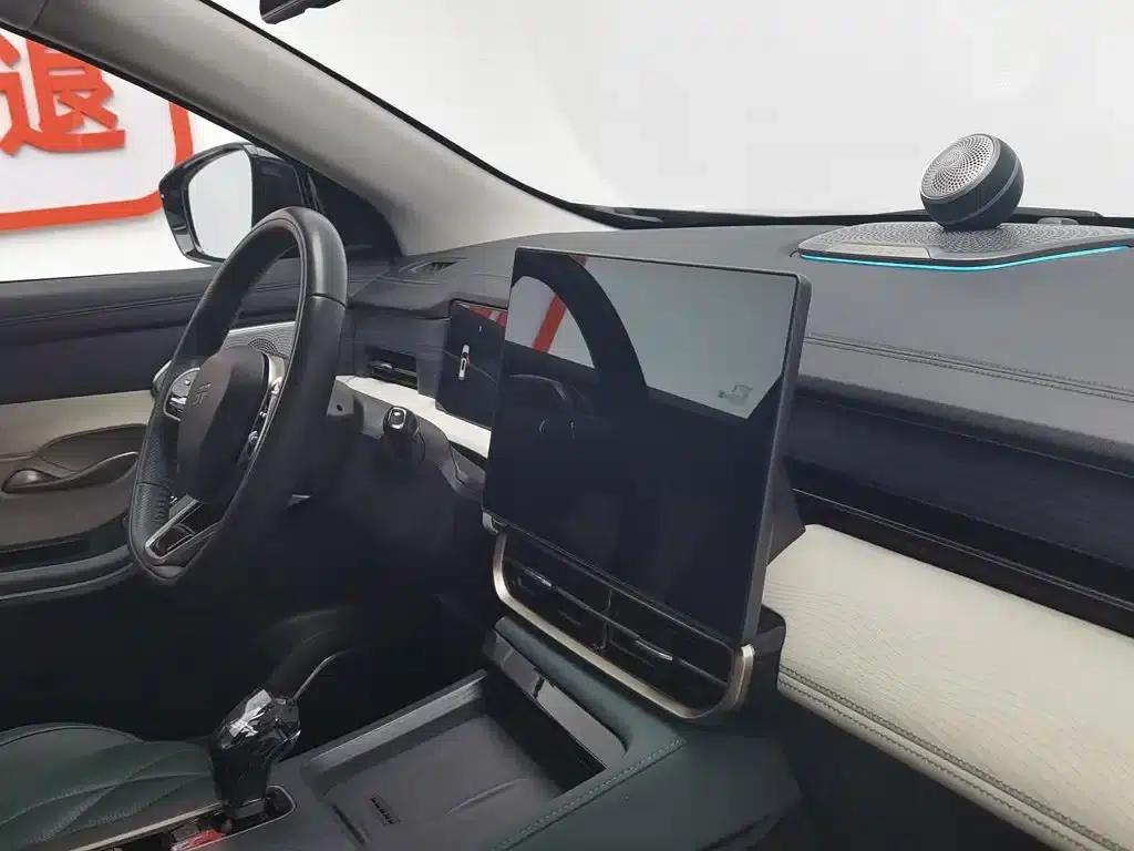 Jetour Mountain & Sea L9 2024 1.5TD 2DHT Pro 7-seater — миниатюра 22