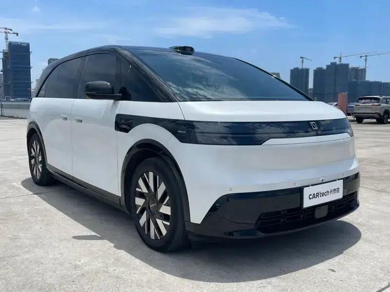 ZEEKR MIX 2025 102kWh Long Range Smart Driving Edition — миниатюра 2