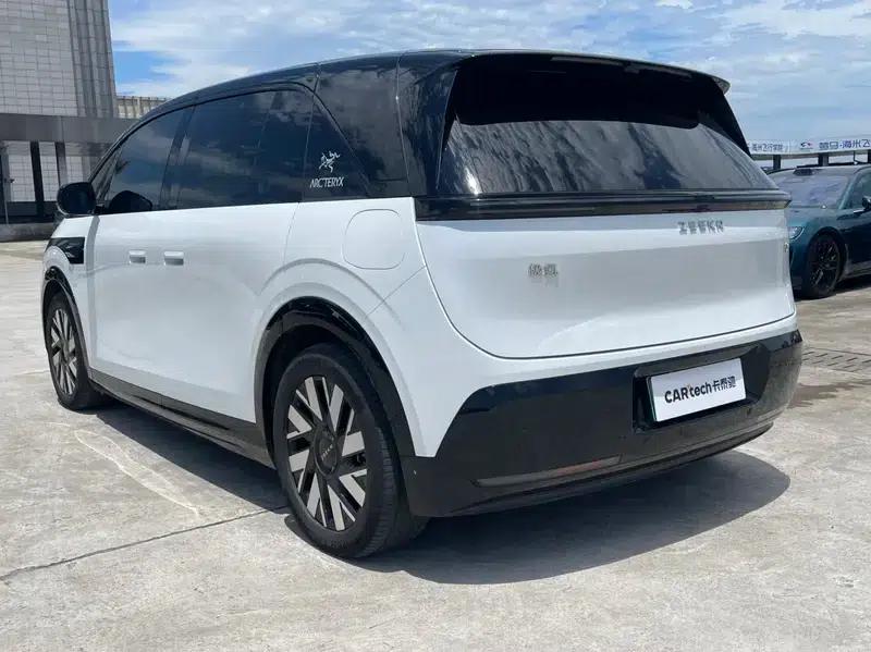 ZEEKR MIX 2025 102kWh Long Range Smart Driving Edition — миниатюра 3
