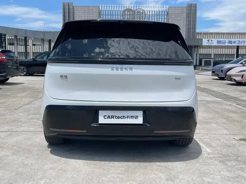 ZEEKR MIX 2025 102kWh Long Range Smart Driving Edition — миниатюра 4