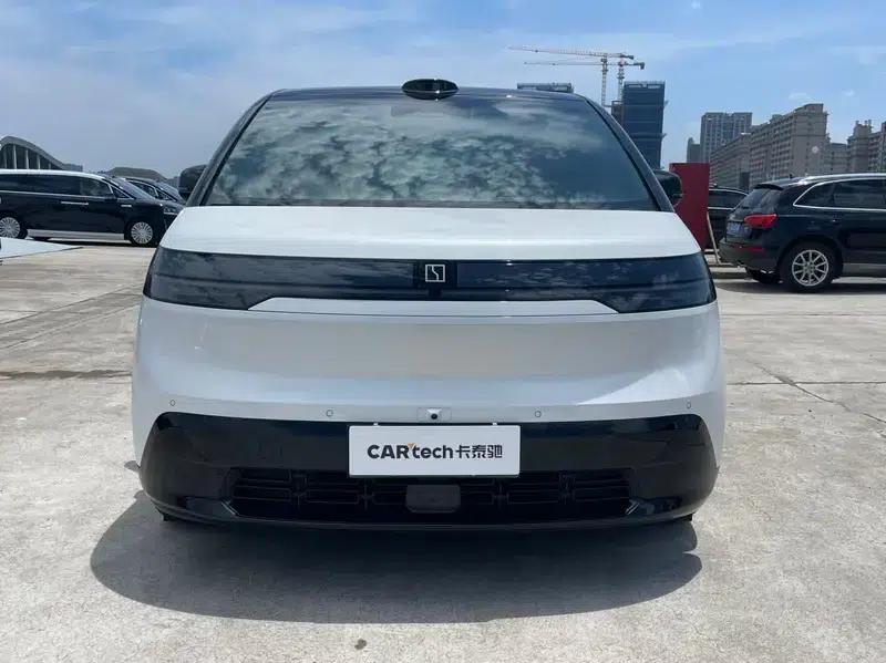 ZEEKR MIX 2025 102kWh Long Range Smart Driving Edition — миниатюра 6